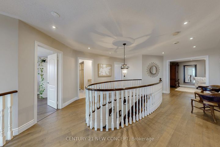 Photo 19 at 21 Adriatic Crescent, Vales of Castlemore North, Brampton