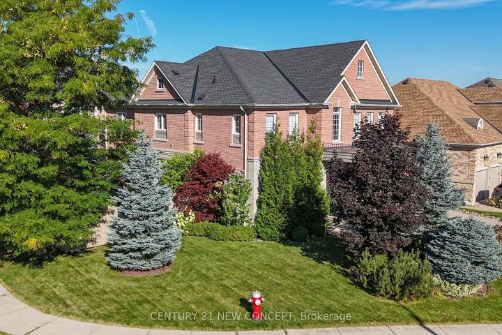 Photo 36 at 21 Adriatic Crescent, Vales of Castlemore North, Brampton