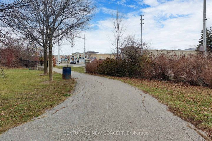 Photo 47 at 21 Adriatic Crescent, Vales of Castlemore North, Brampton