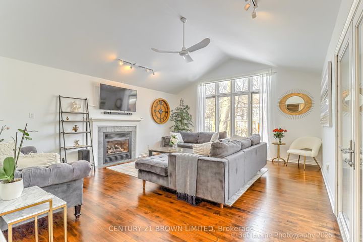 Photo 11 at 18 Cochrane Court, Queensway, Toronto