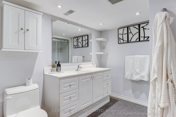 Photo 19 at 18 Cochrane Court, Queensway, Toronto