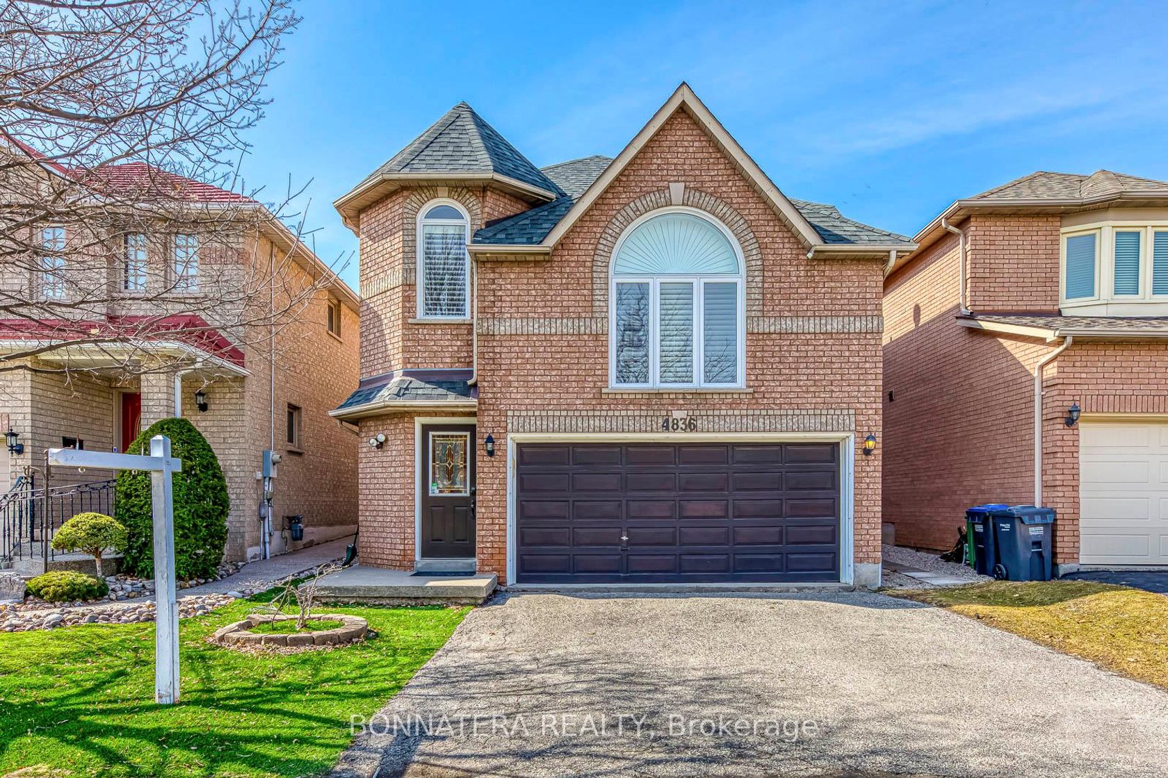 4836 Rosebush Road, East Credit, Mississauga by Loree Meneguzzi Real Estate 4836 Rosebush Road, East Credit, Mississauga