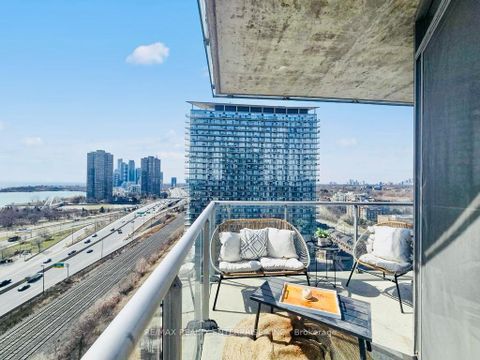 Photo 11 at 1810 - 15 Windermere Avenue, Swansea, Toronto