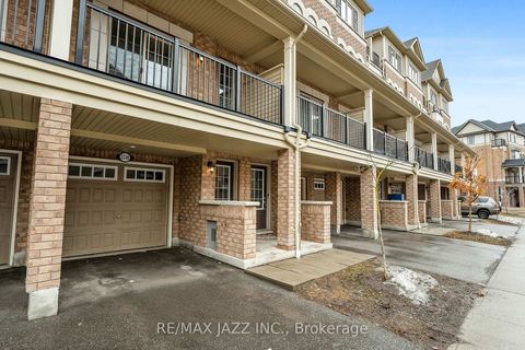 Photo 2 at 331 - 2338 Chevron Prince Path, Windfields, Oshawa