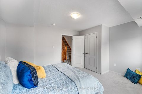 Photo 28 at 331 - 2338 Chevron Prince Path, Windfields, Oshawa