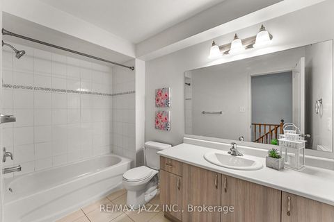 Photo 39 at 331 - 2338 Chevron Prince Path, Windfields, Oshawa