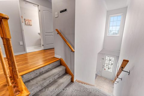 Photo 40 at 331 - 2338 Chevron Prince Path, Windfields, Oshawa