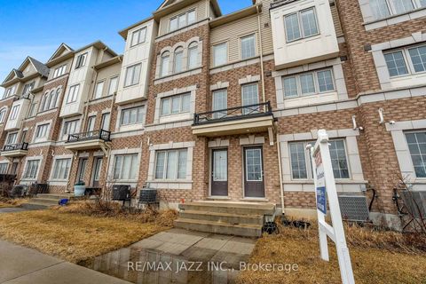 Photo 46 at 331 - 2338 Chevron Prince Path, Windfields, Oshawa