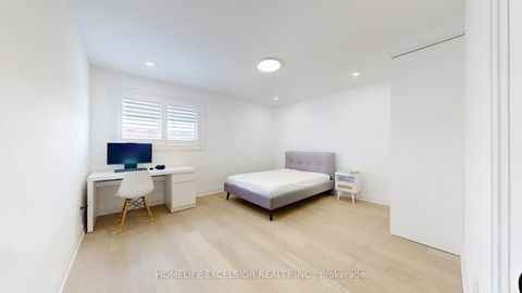 Photo 19 at 84 Jessica Gardens, Yorkhill, Vaughan