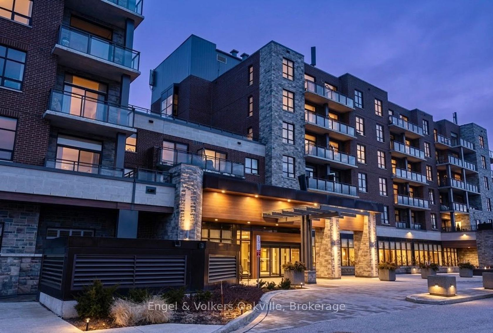 3290 New Street, Roseland, Burlington 