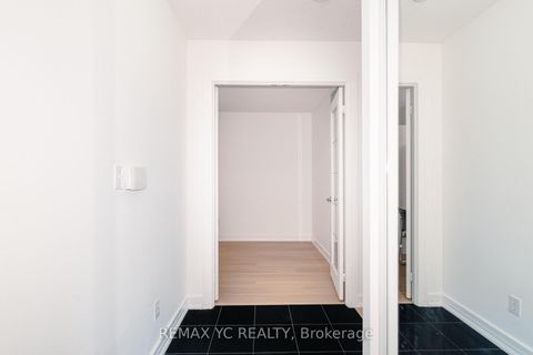 Photo 10 at 2612 - 16 Harrison Garden Boulevard, Willowdale East, Toronto