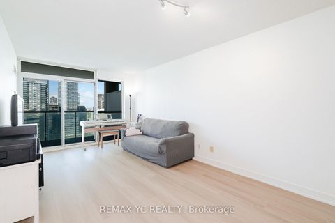 Photo 15 at 2612 - 16 Harrison Garden Boulevard, Willowdale East, Toronto