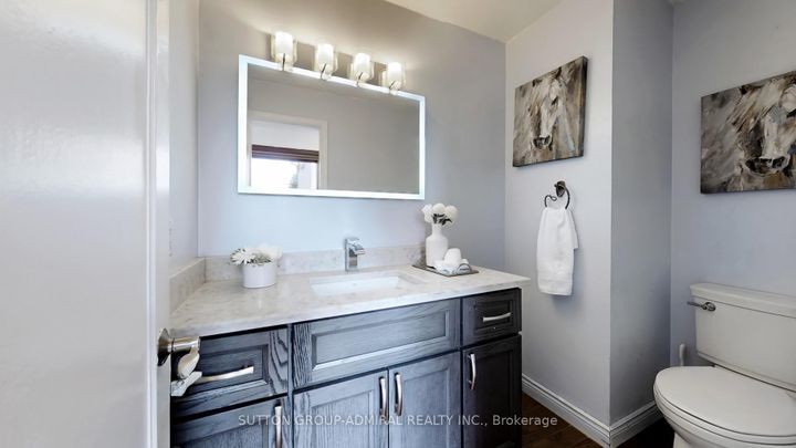 Photo 21 at 7 Knotty Pine Trail, Royal Orchard, Markham