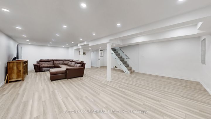 Photo 37 at 7 Knotty Pine Trail, Royal Orchard, Markham