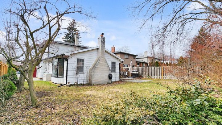 Photo 41 at 7 Knotty Pine Trail, Royal Orchard, Markham