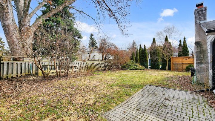 Photo 44 at 7 Knotty Pine Trail, Royal Orchard, Markham