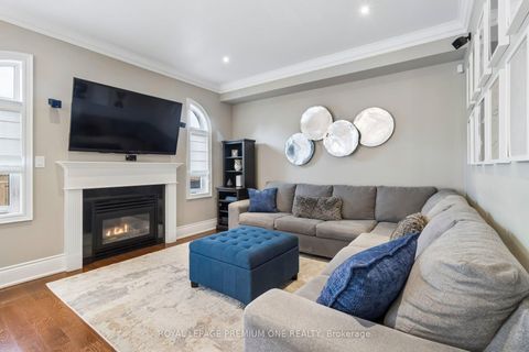 Photo 7 at 26 Sequoia Road, Sonoma Heights, Vaughan