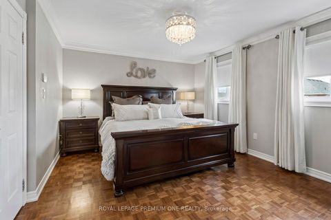 Photo 20 at 26 Sequoia Road, Sonoma Heights, Vaughan