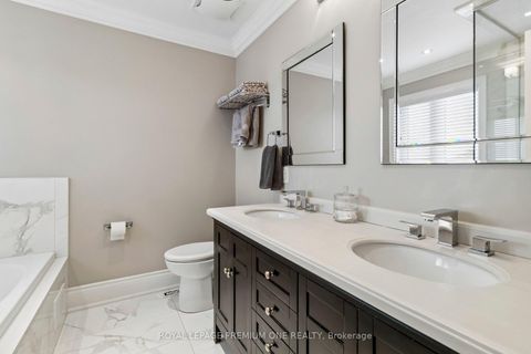 Photo 21 at 26 Sequoia Road, Sonoma Heights, Vaughan