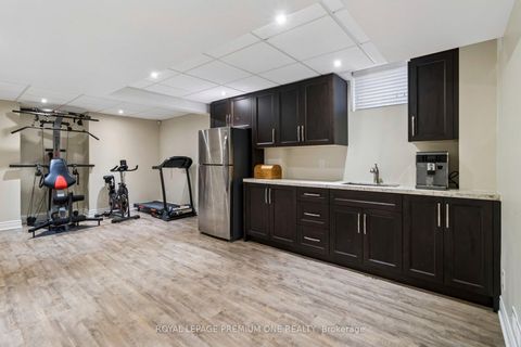 Photo 26 at 26 Sequoia Road, Sonoma Heights, Vaughan