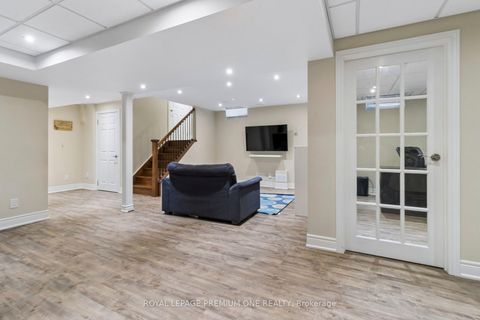 Photo 29 at 26 Sequoia Road, Sonoma Heights, Vaughan