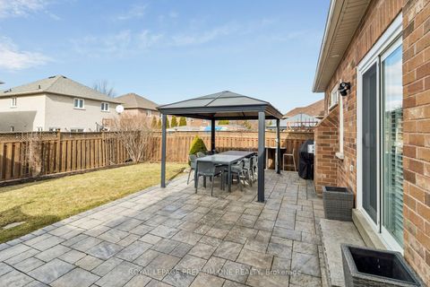 Photo 32 at 26 Sequoia Road, Sonoma Heights, Vaughan