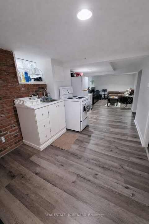 Photo 10 at 408 O'connor Drive, East York, Toronto