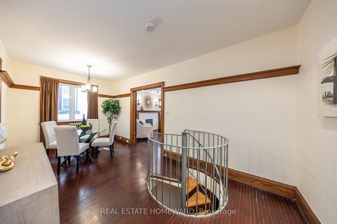 Photo 12 at main - 52 Wineva Avenue, The Beaches, Toronto