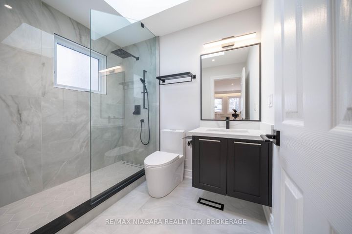 Photo 27 at 18 Mountbatten Road, Humber Heights, Toronto