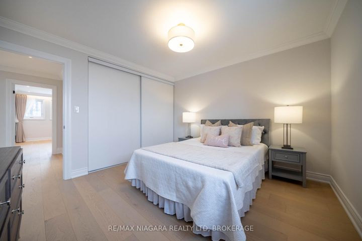 Photo 29 at 18 Mountbatten Road, Humber Heights, Toronto