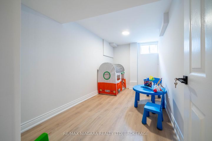 Photo 39 at 18 Mountbatten Road, Humber Heights, Toronto