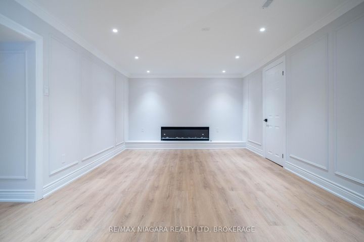 Photo 43 at 18 Mountbatten Road, Humber Heights, Toronto