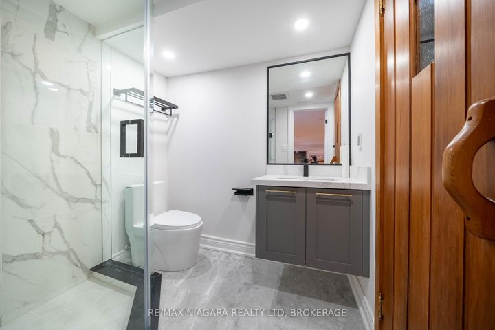 Photo 45 at 18 Mountbatten Road, Humber Heights, Toronto