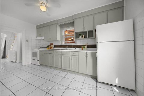 Photo 11 at 2055 Eglinton Avenue W, Fairbank, Toronto