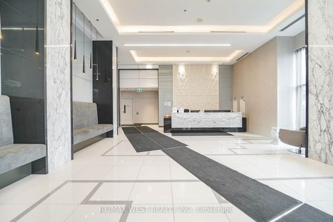 Photo 11 at 229 - 99 Eagle Rock Way, Rural Vaughan, Vaughan