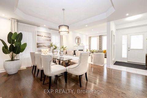 Photo 11 at 102 Serano Crescent, Jefferson, Richmond Hill