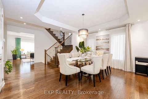 Photo 12 at 102 Serano Crescent, Jefferson, Richmond Hill