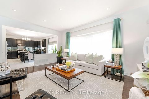 Photo 17 at 102 Serano Crescent, Jefferson, Richmond Hill