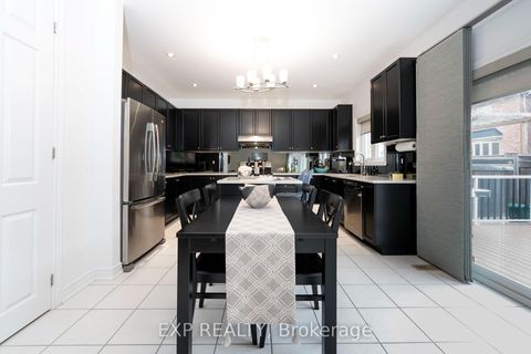 Photo 19 at 102 Serano Crescent, Jefferson, Richmond Hill