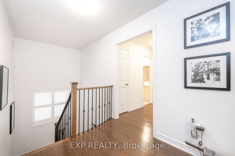 Photo 31 at 102 Serano Crescent, Jefferson, Richmond Hill