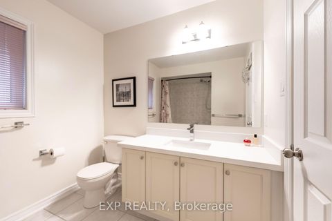 Photo 32 at 102 Serano Crescent, Jefferson, Richmond Hill