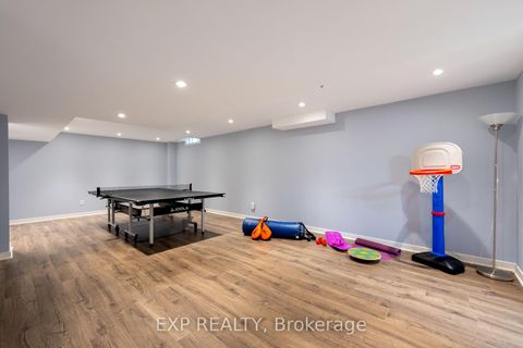 Photo 39 at 102 Serano Crescent, Jefferson, Richmond Hill