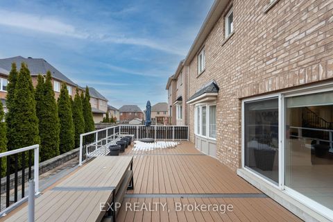 Photo 46 at 102 Serano Crescent, Jefferson, Richmond Hill