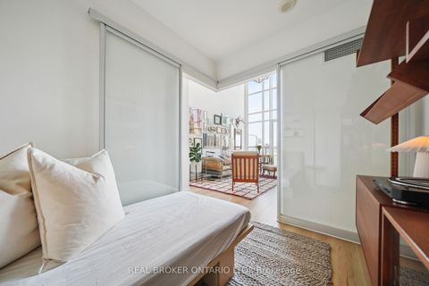 Photo 10 at 714 - 5 Hanna Avenue, Niagara, Toronto