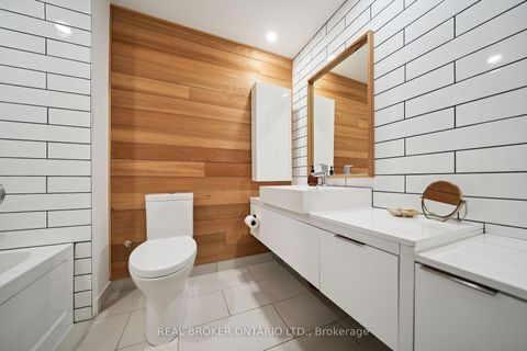 Photo 26 at 714 - 5 Hanna Avenue, Niagara, Toronto