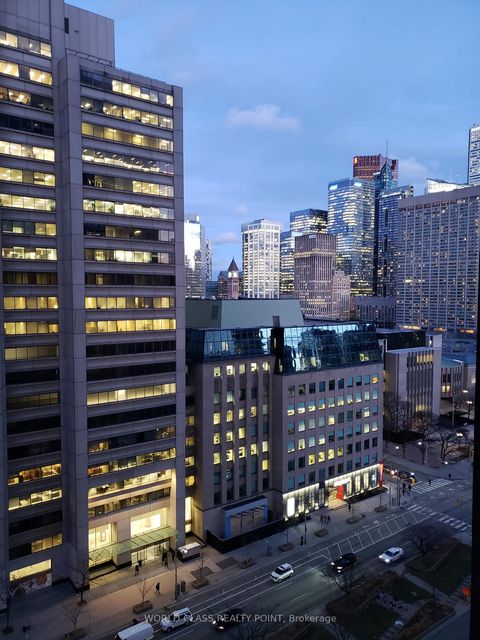 Photo 12 at 1506 - 426 University Avenue, University, Toronto