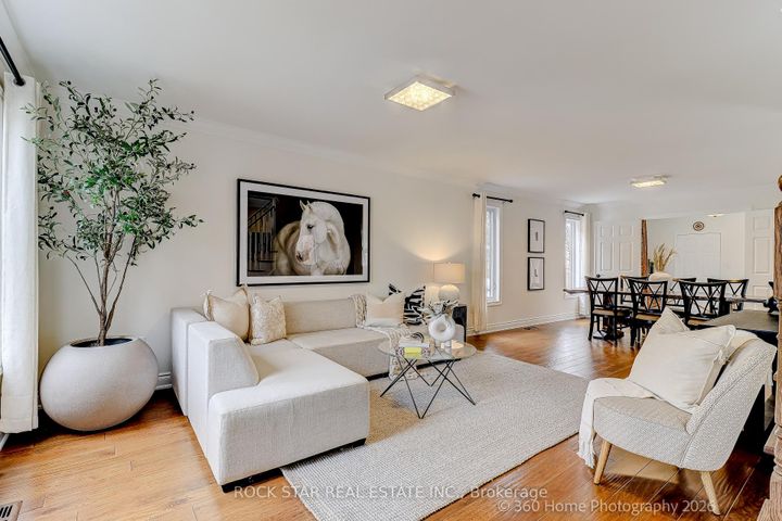 Photo 5 at 2444 Towne Boulevard, RO River Oaks, Oakville