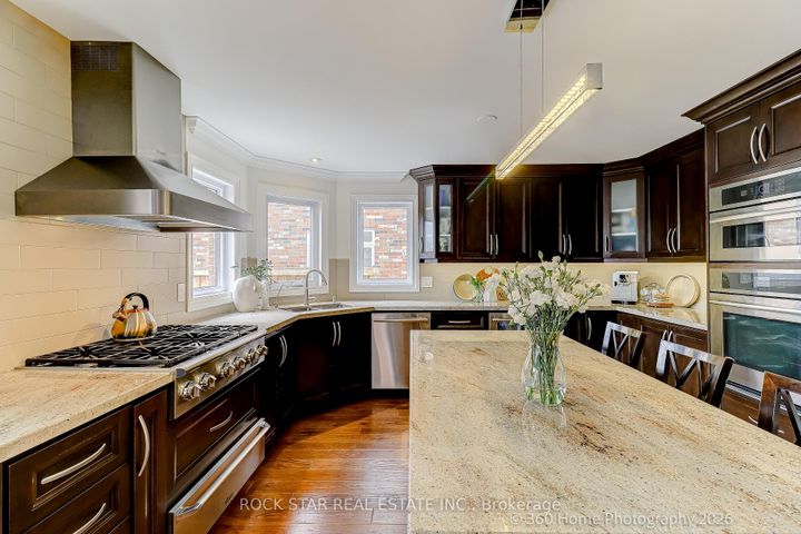 Photo 15 at 2444 Towne Boulevard, RO River Oaks, Oakville