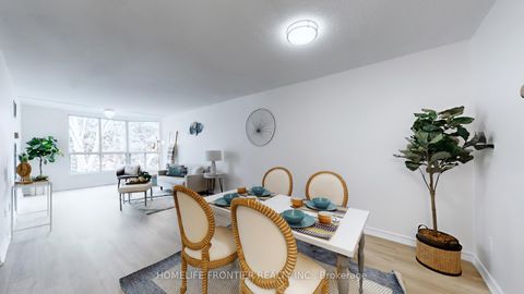 Photo 4 at 306 - 9 Chalmers Road, Doncrest, Richmond Hill