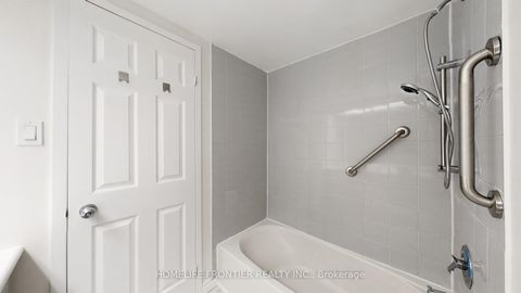 Photo 13 at 306 - 9 Chalmers Road, Doncrest, Richmond Hill